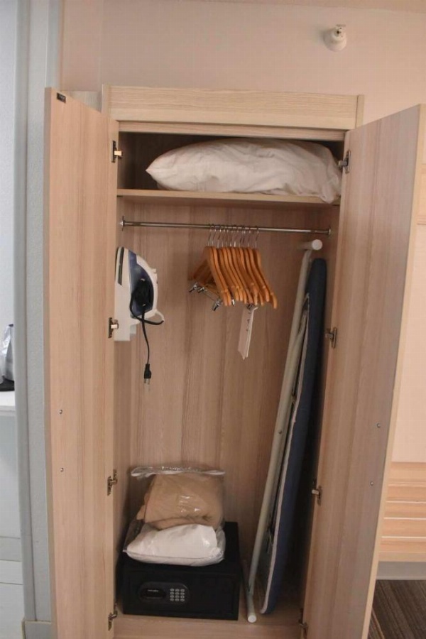 Holiday Inn Express Hotel & Suites Mcpherson image 24